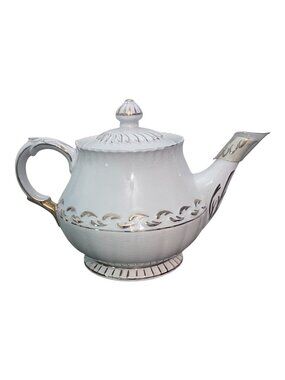Made in England White Gold Porcelain Teapot With Lid Scroll Trim